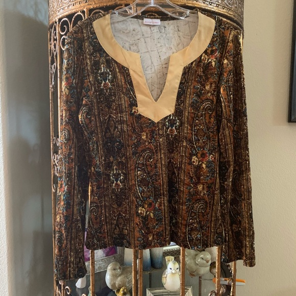 Ladies Boho/Paisley Velvet Blouse - Picture 1 of 3